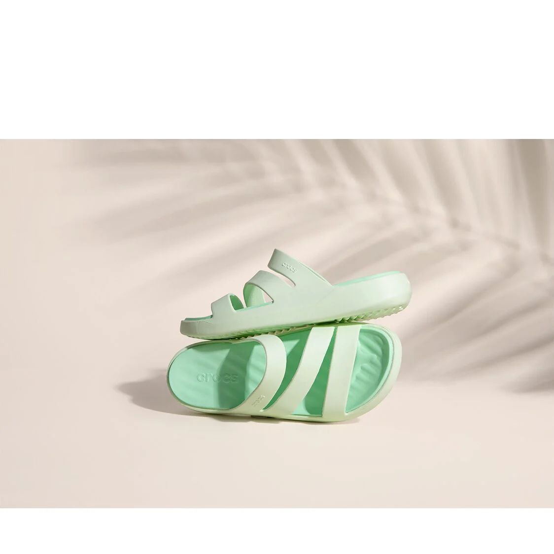 Crocs Getaway Strappy - Jade Tint - Image 8
