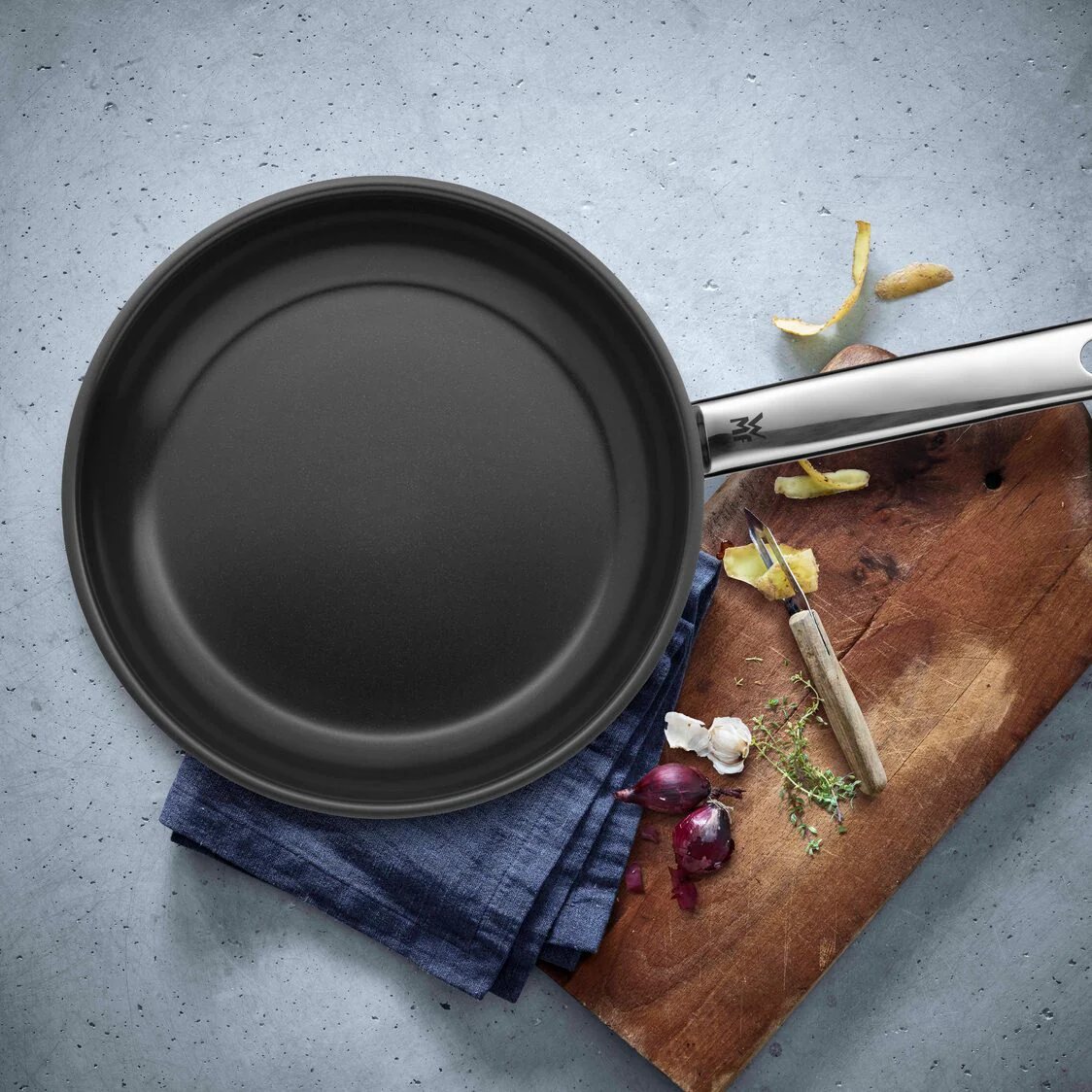 WMF Durado Frying Pan with Ceramic Coating 24cm 0748246021 - Image 7